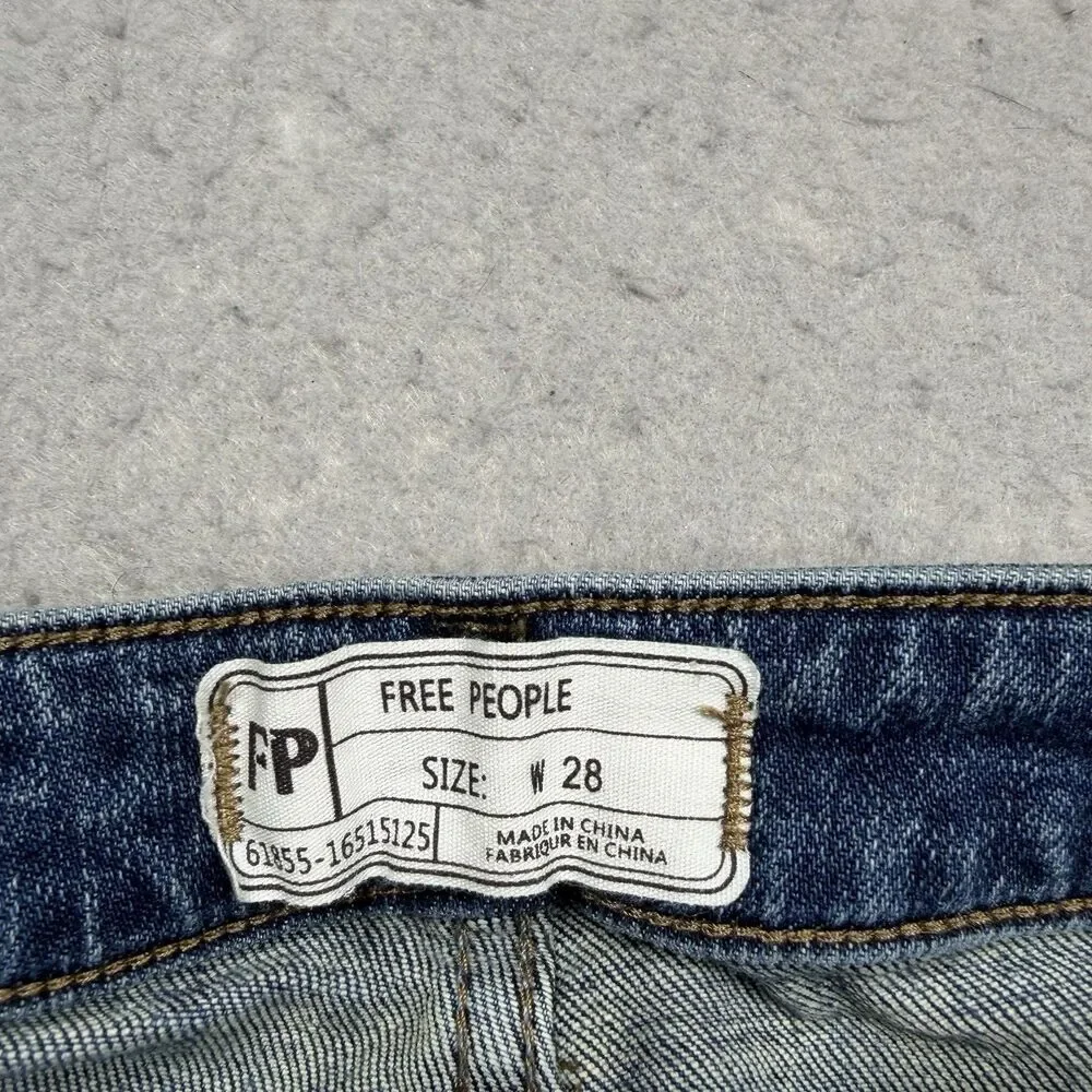 FP Free People Jeans Women’s Size 28 Blue Boot Cut Metal Studs Denim Pockets